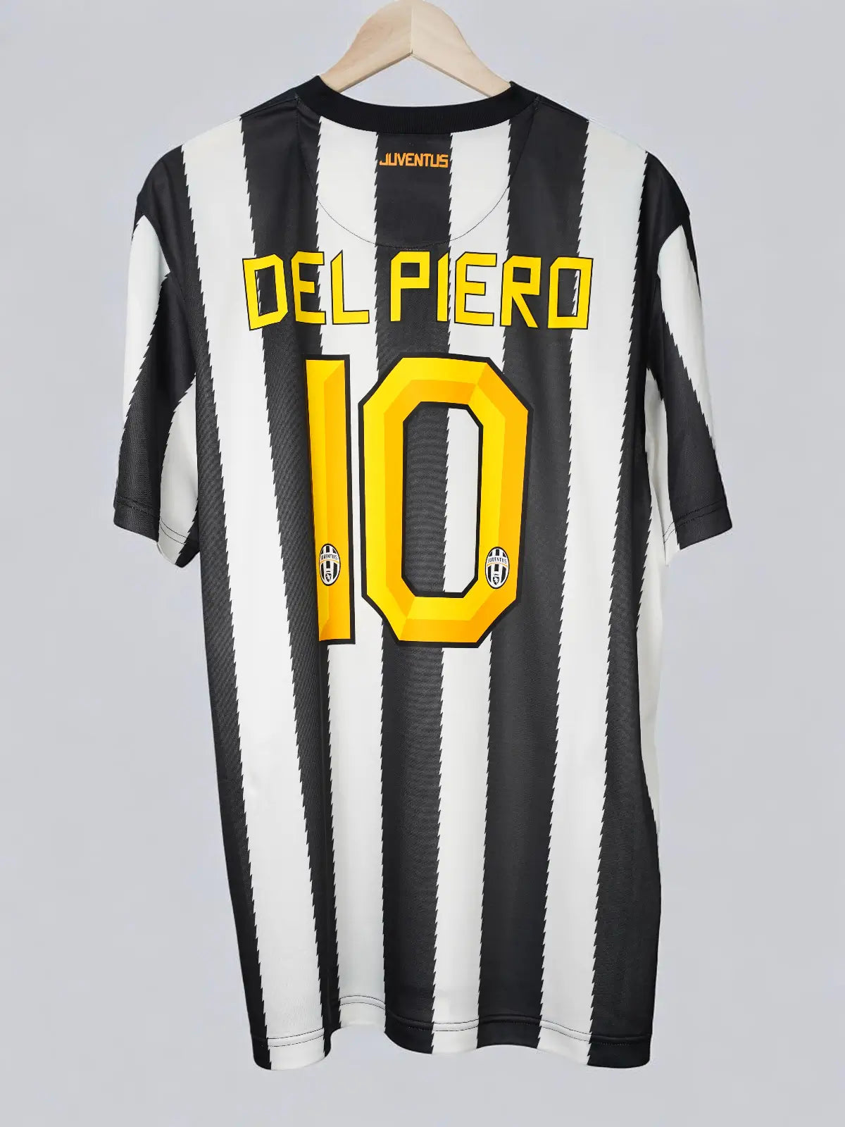 Juventus Home Shirt 2010/11 Del Piero #10 (XL)