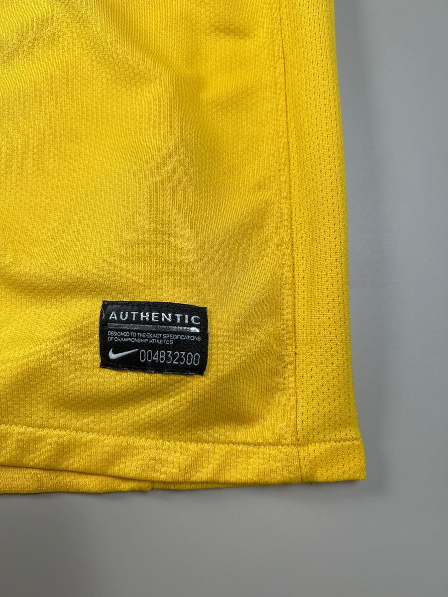 2010/11 Brazil Kaka #10 Home Shirt (L)