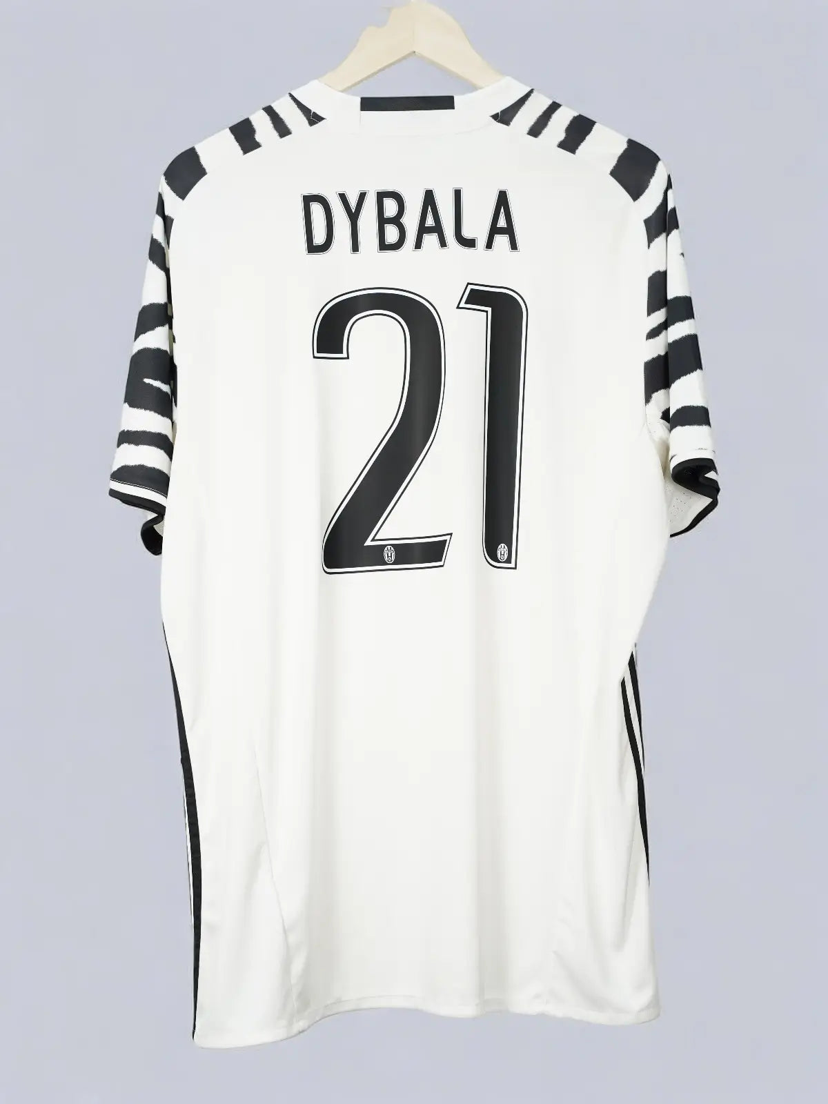 Juventus Third Shirt 2016/17 Dybala #21 (XL)