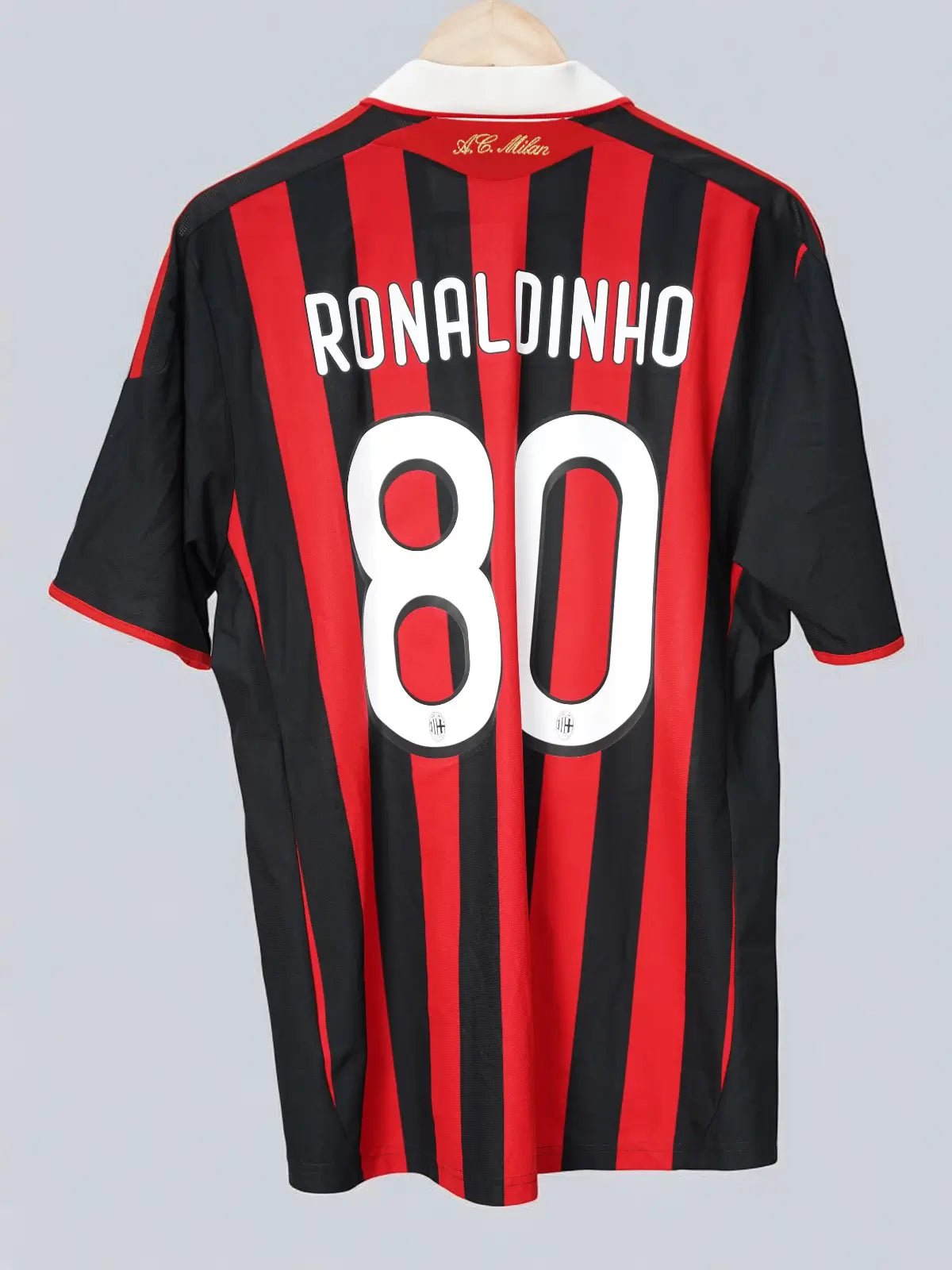 AC Milan 2009/10 Home Shirt Ronaldinho 80 (L)