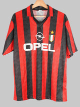 AC Milan Davids #22 Fan Home Shirt Signed (XL)