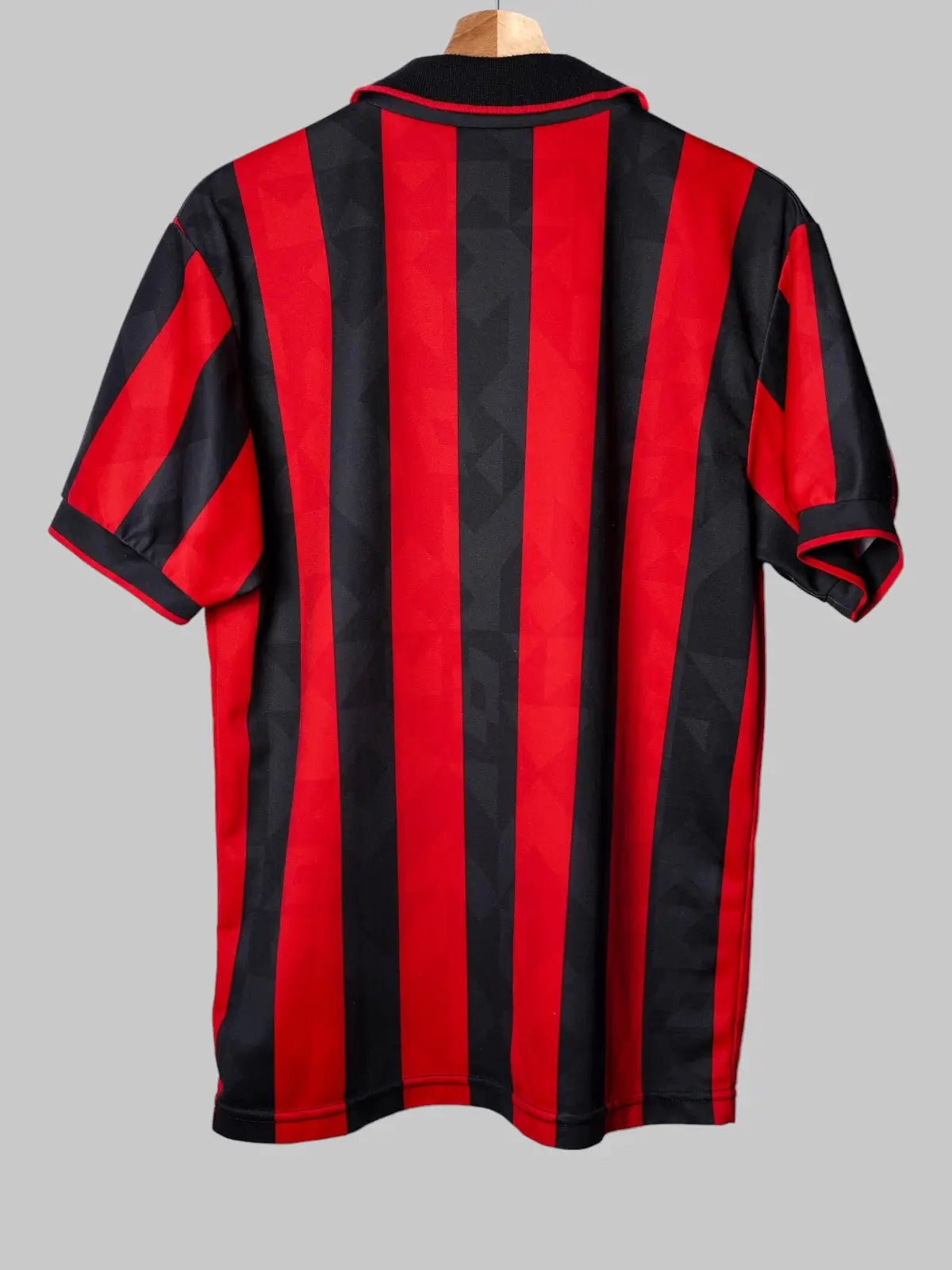 AC Milan Home Shirt 1995/96 (M)