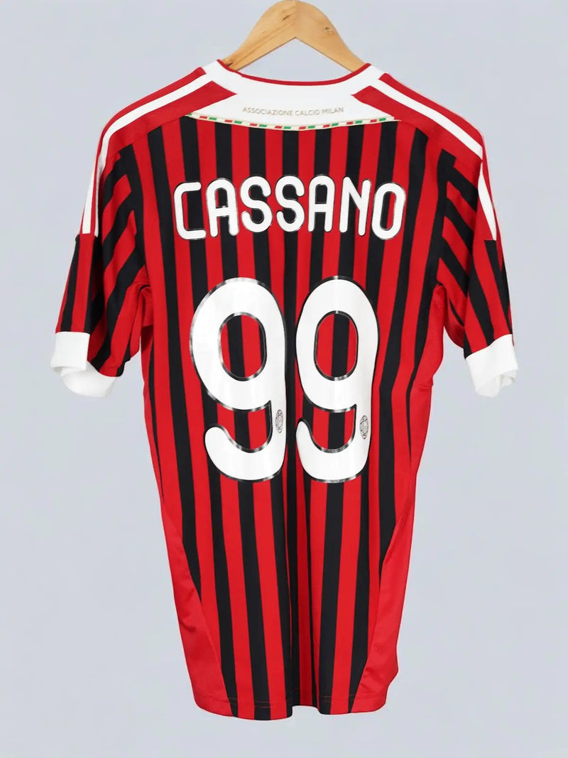 AC Milan Home Shirt 2011/12 Cassano 99 (M)