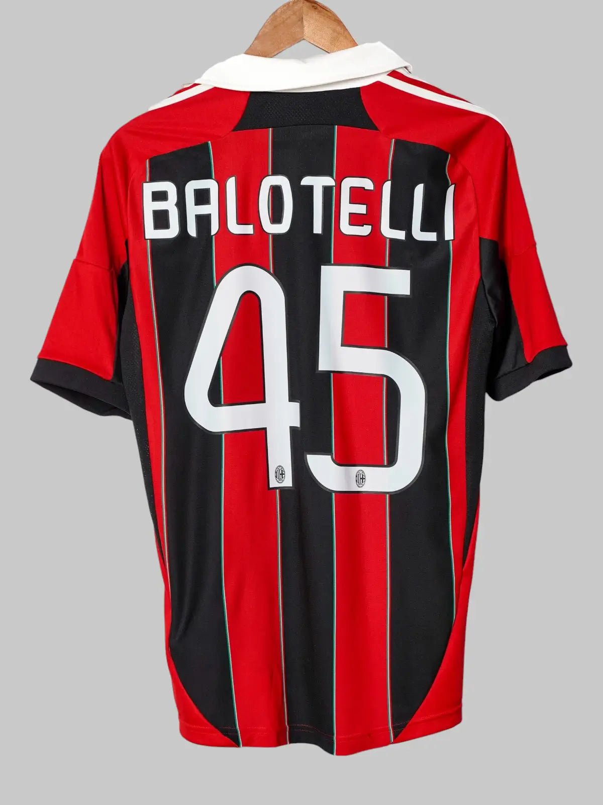AC Milan Home Shirt 2012/13 Balotelli 45 (M)