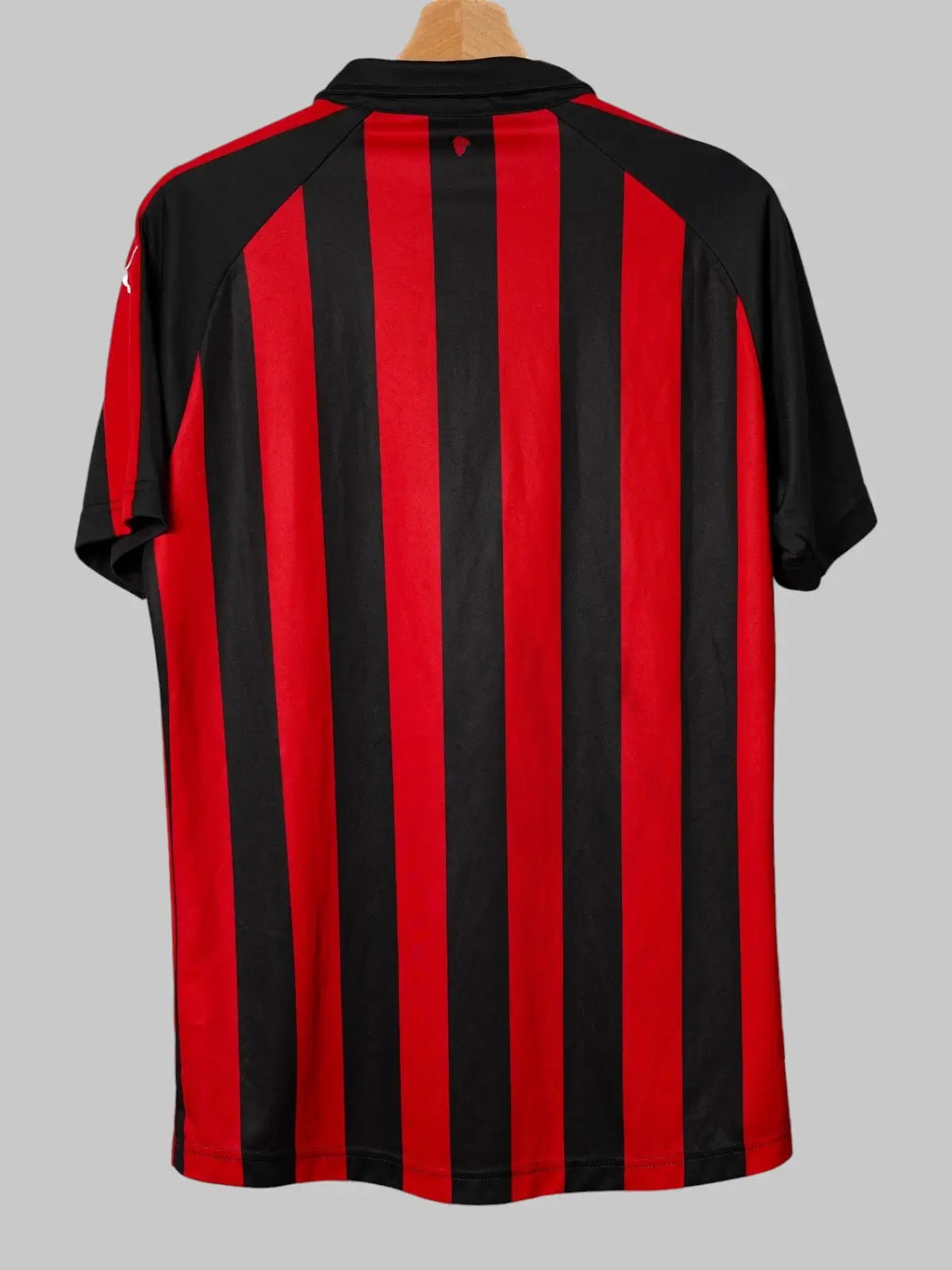 AC Milan Home Shirt 2018/19 (M)