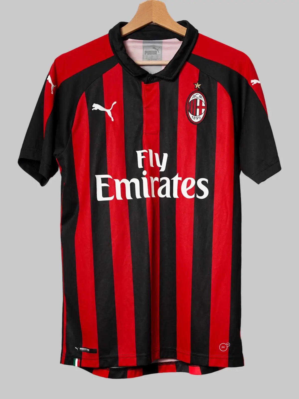 AC Milan Home Shirt 2018/19 (M)