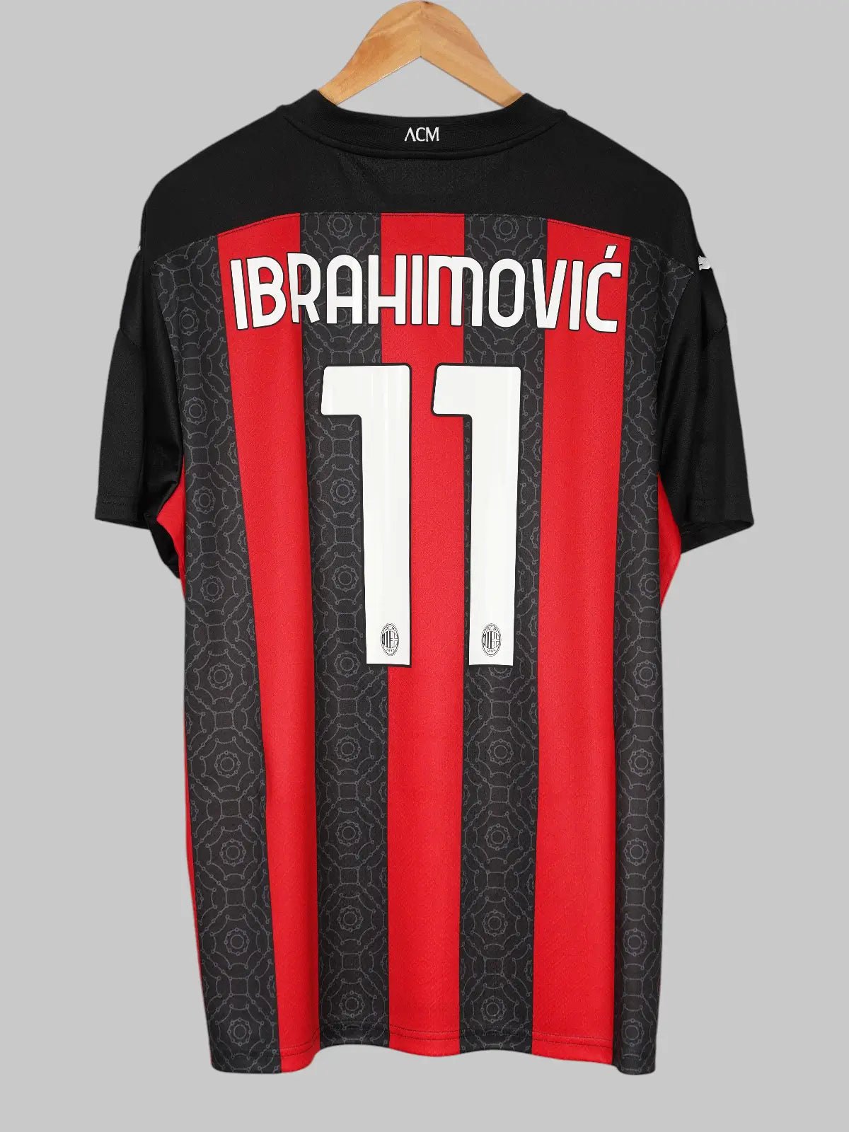 2020/21 AC Milan Ibrahimović #11 Home Shirt (XL) Puma | First11