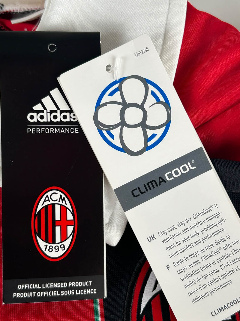 AC Milan Signed Home Shirt 2012/13 Nocerino 8 BNWT (XL)