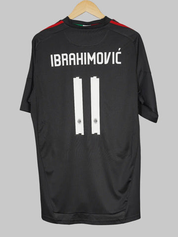 AC Milan Third Shirt 2010/11 Ibrahimovic 11 (L)