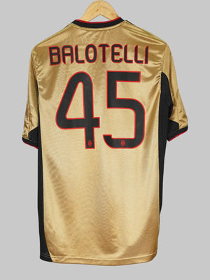 AC Milan Third Shirt 2013/14 Balotelli 45 (L)