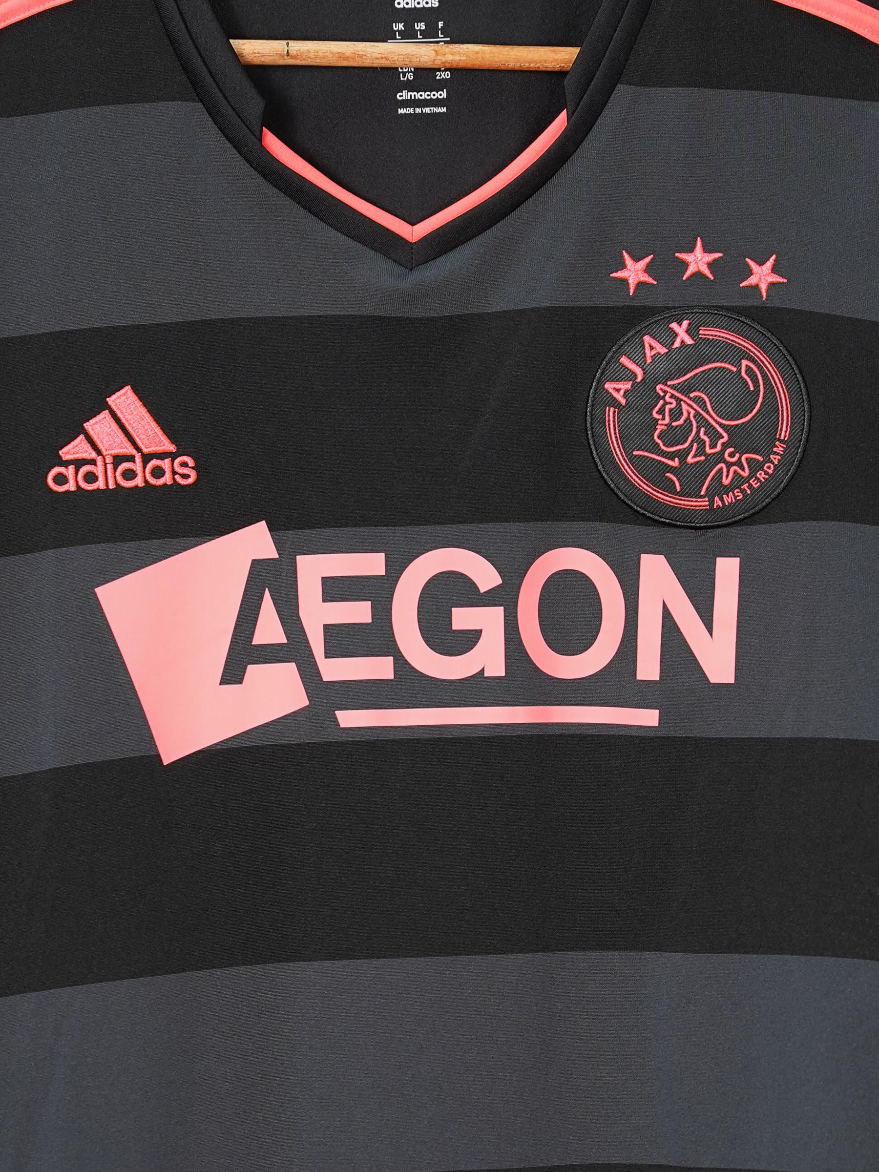 Ajax Away Shirt 2013/14 Fischer 39 (L)