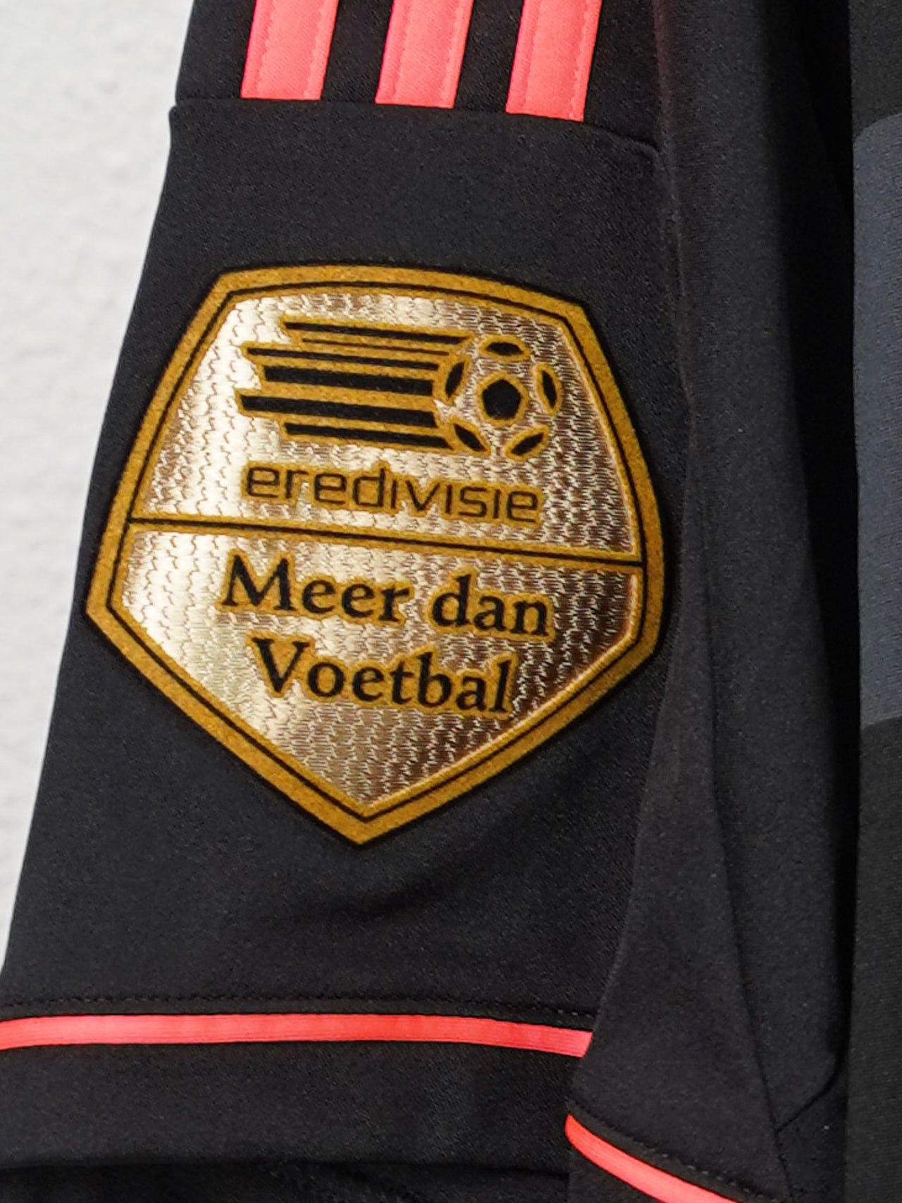 Ajax Away Shirt 2013/14 Fischer 39 (L)