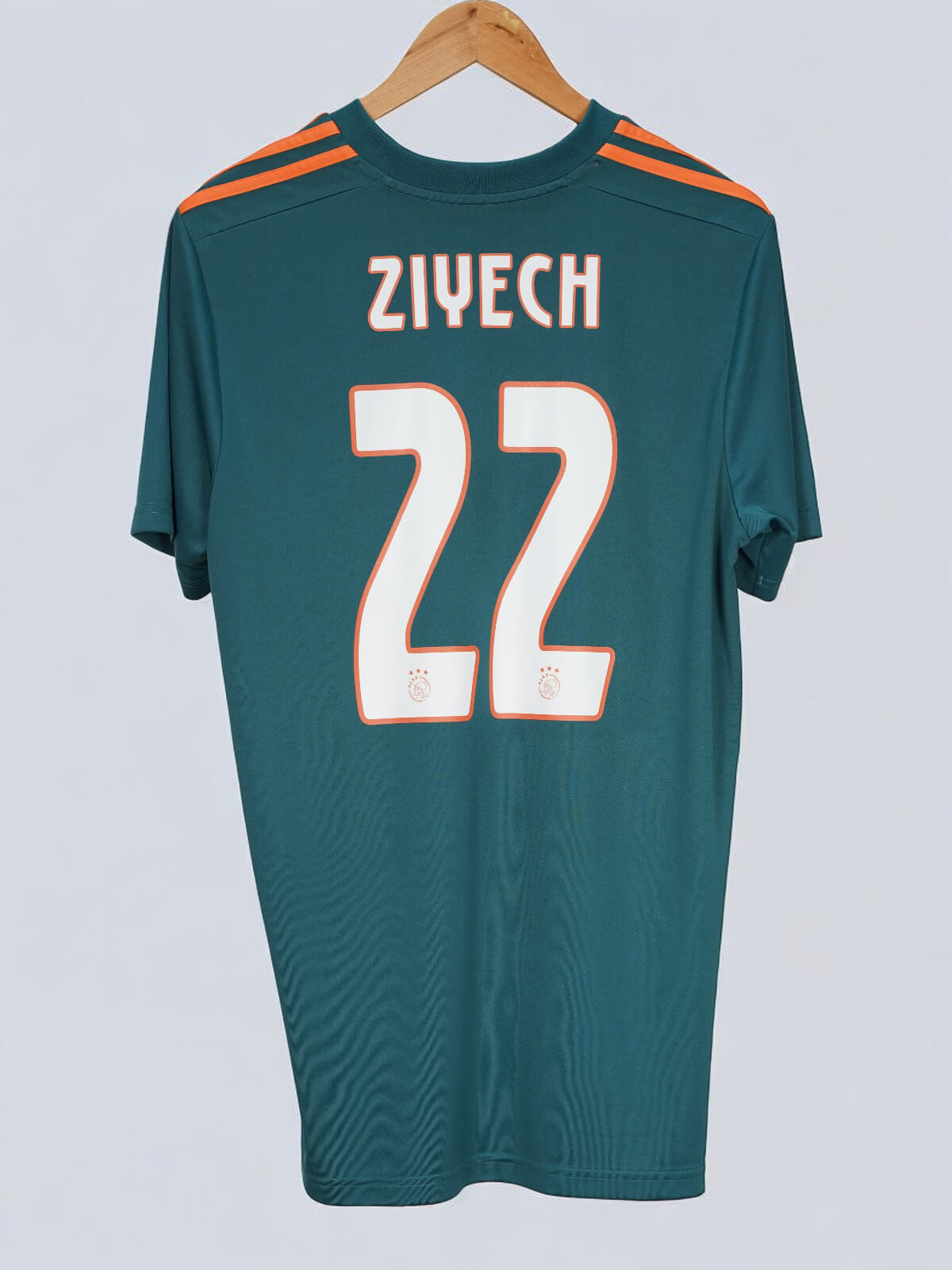Ajax Away Shirt 2019/20 Ziyech 22 (L)