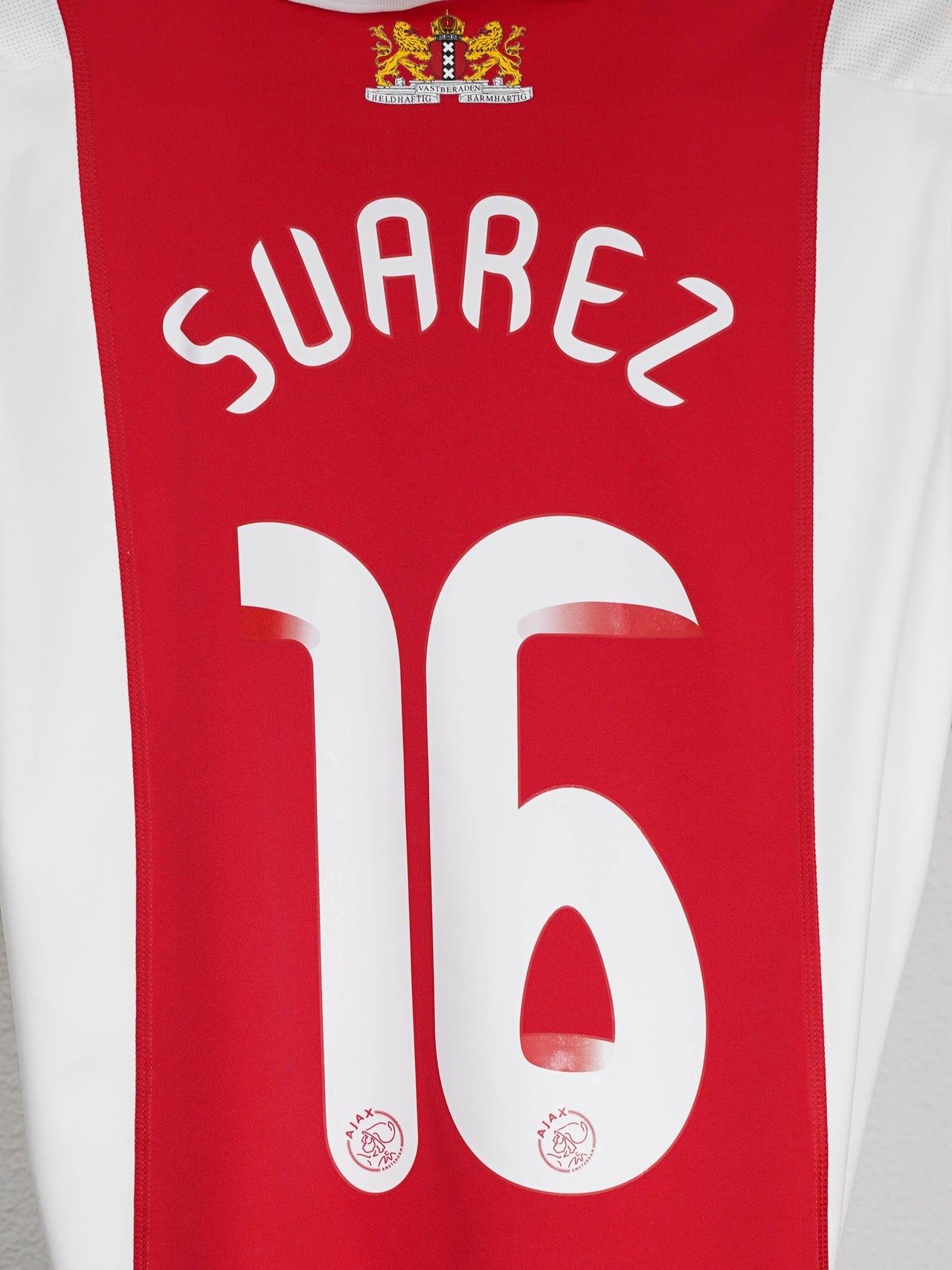 Ajax Home Shirt 2009/10 Suarez 16 (XL Kids)