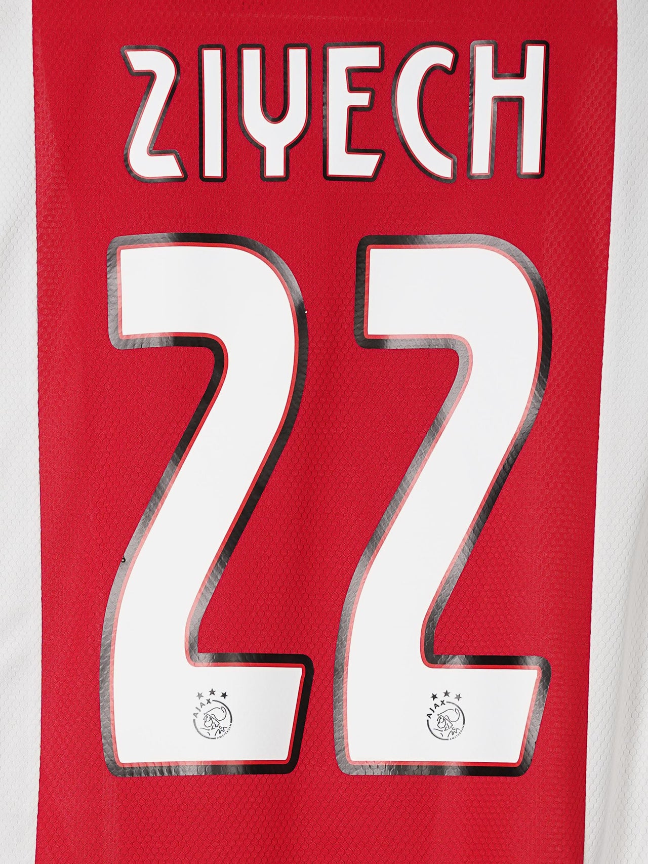 Ajax Home Shirt 2019/20 Ziyech 22 (L)