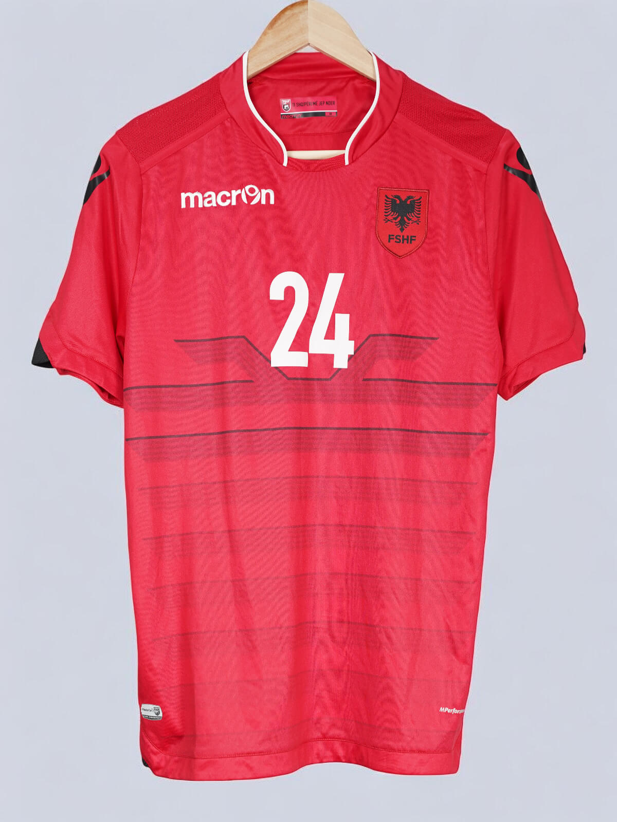 Albanië Home Shirt 2016/17 24 (M)