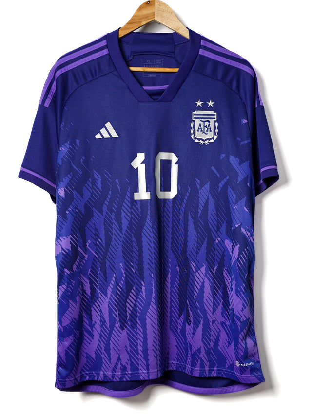 Argentina Away Shirt 2022/23 Messi 10 (XL)