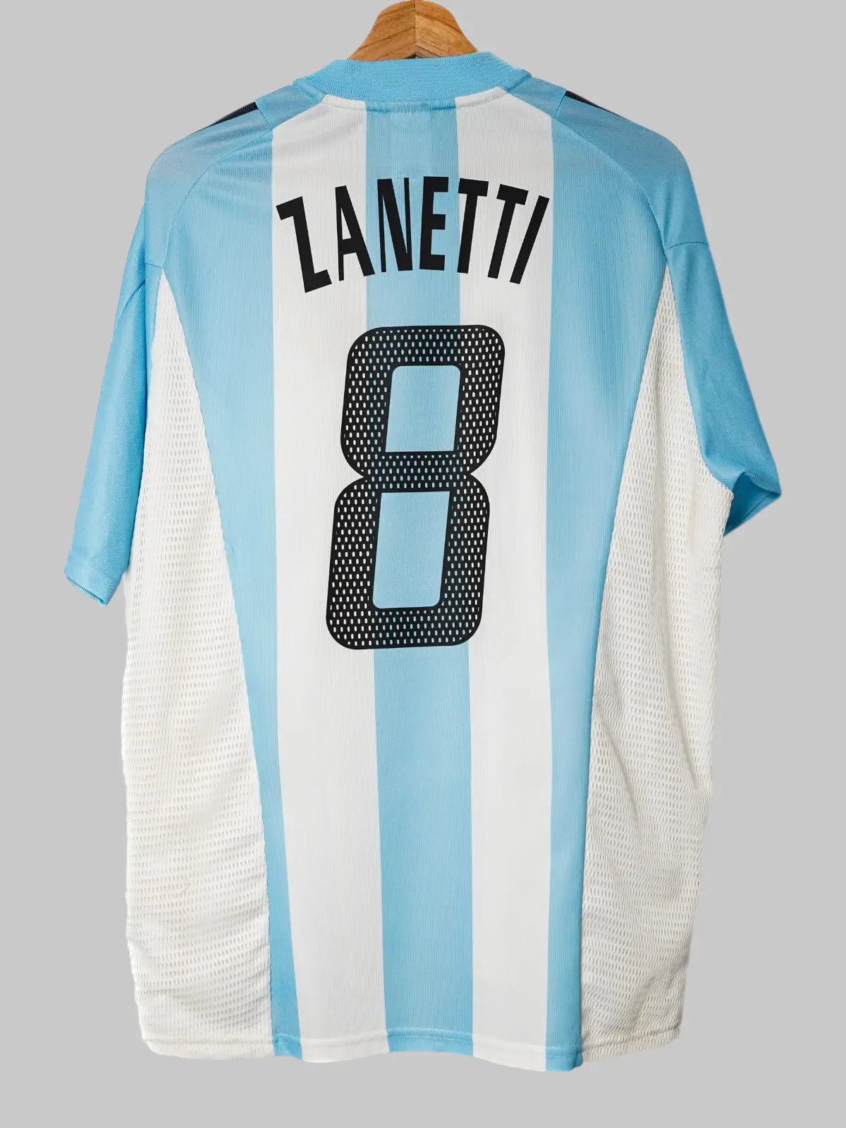 2002/04 Argentina Zanetti #8 Home Shirt (XL) Adidas | First11