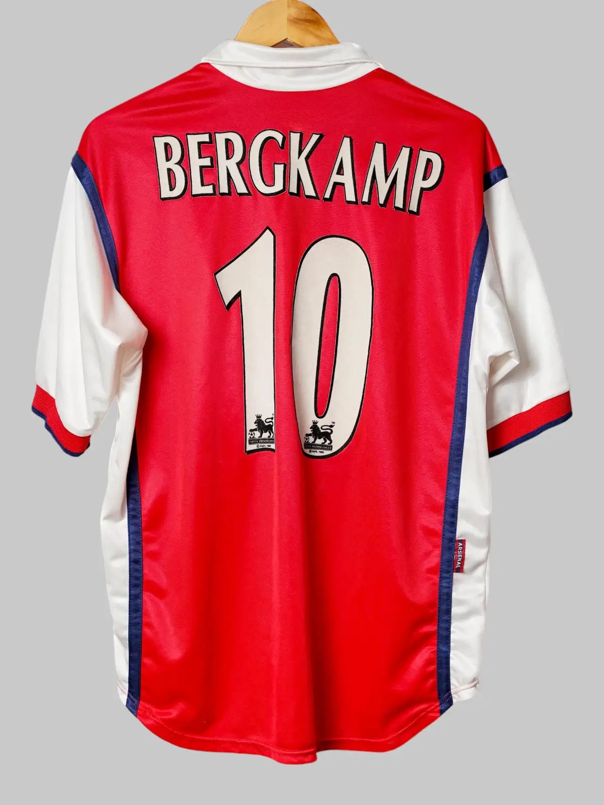 1998/99 Arsenal Bergkamp #10 Home Shirt (M) Nike | First11
