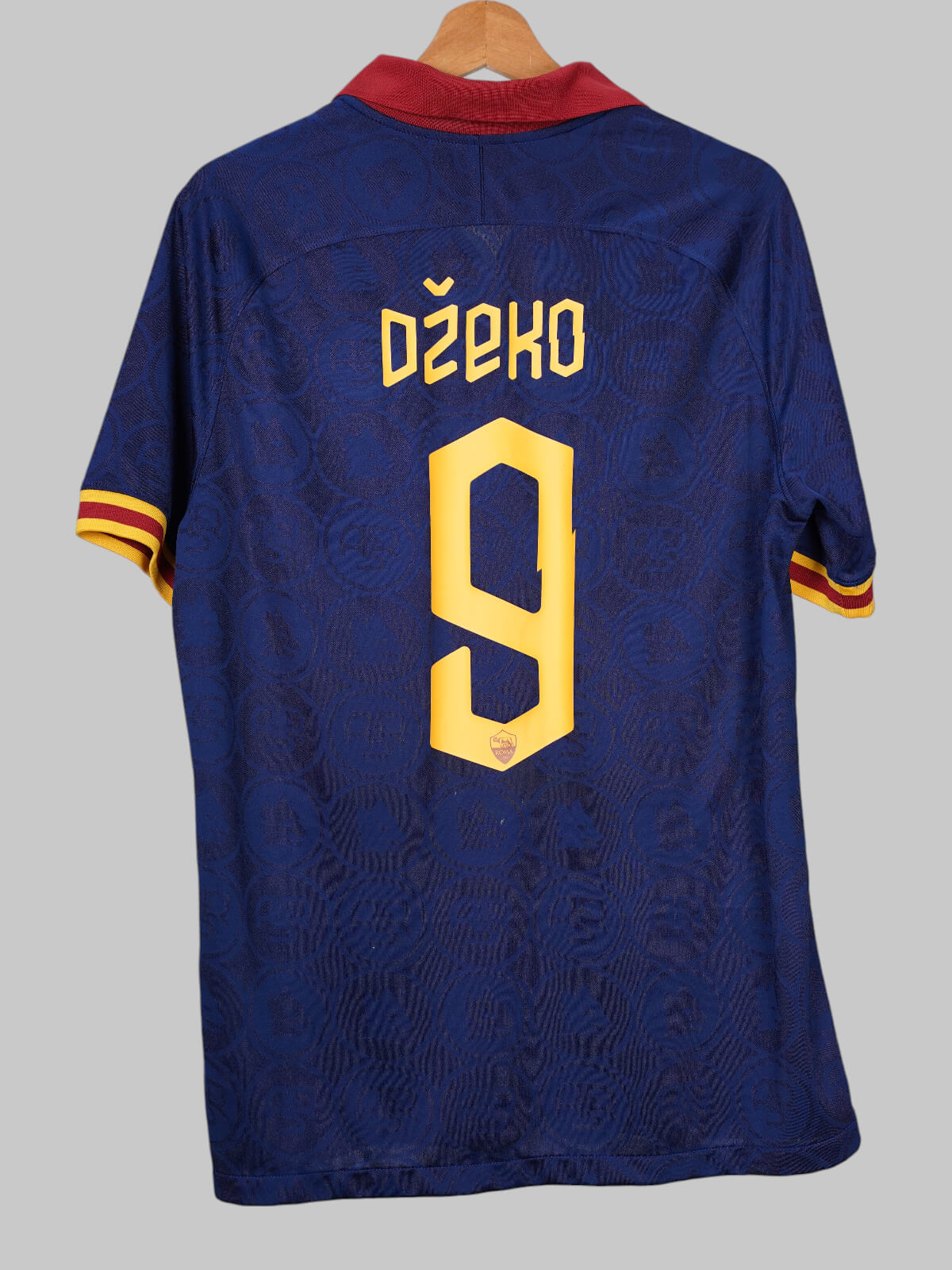 AS Roma Third Shirt 2019/20 Dzeko 9 (L)