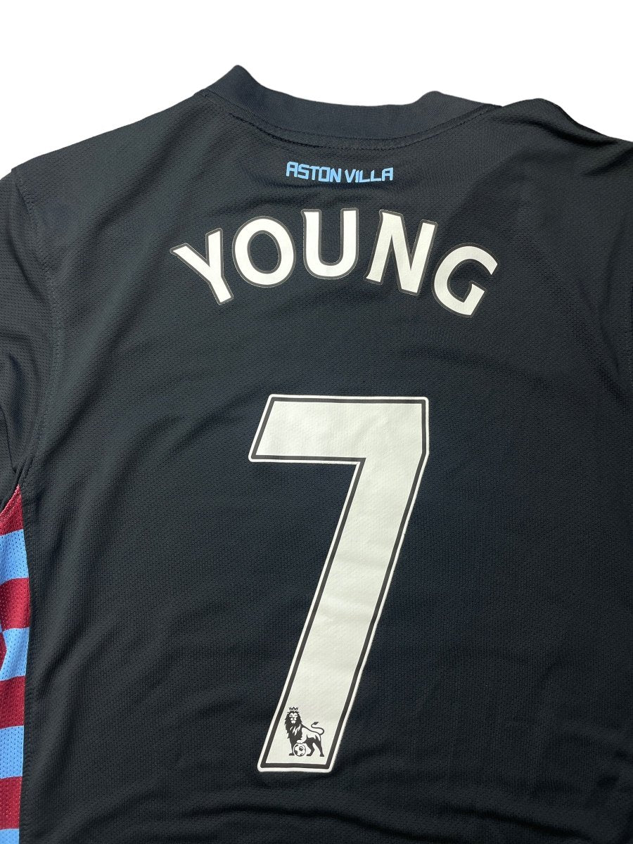 Aston Villa 2010/11 Away Shirt Young #7 - 9.8/10 - S