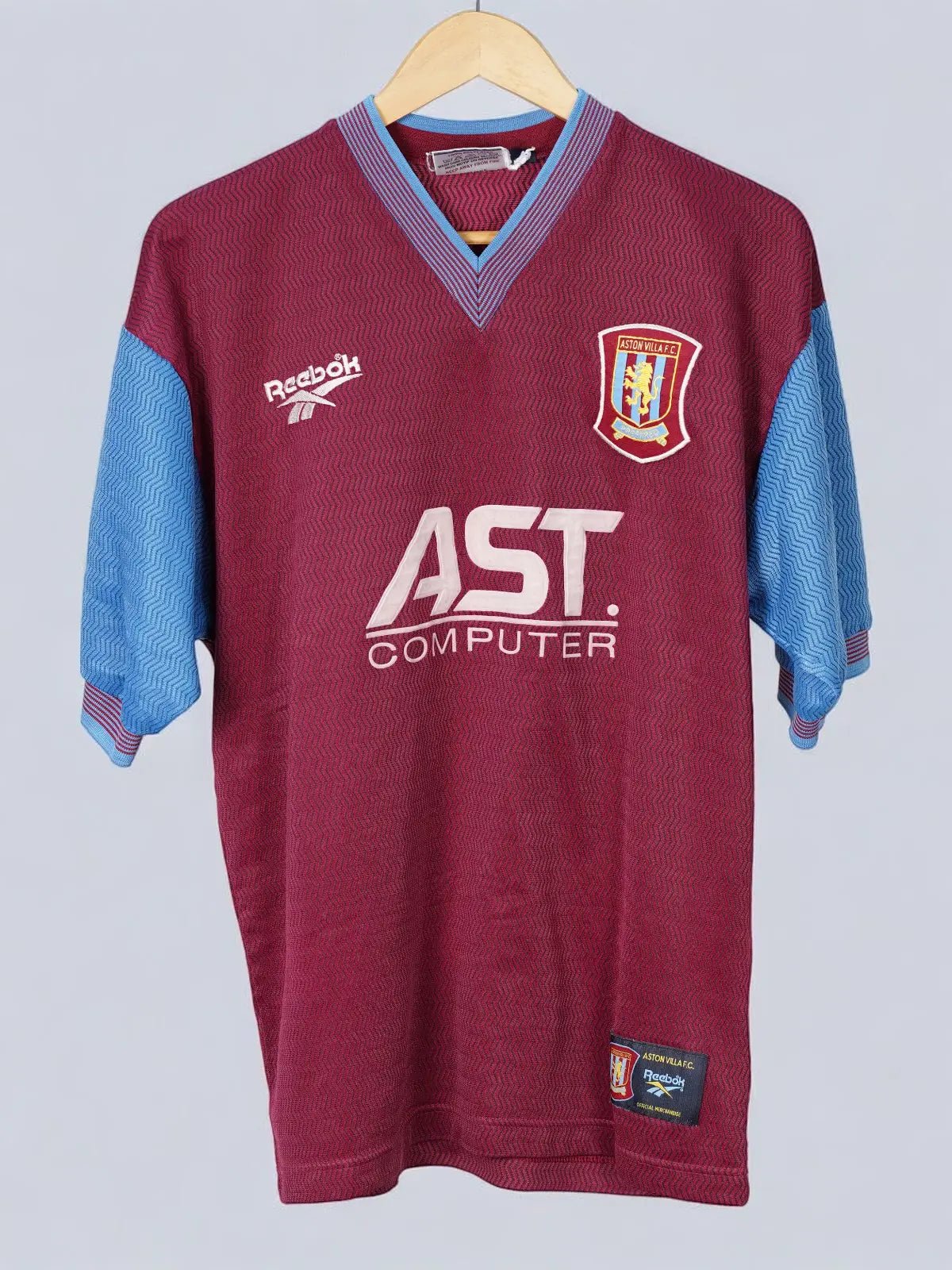 Aston Villa Home Shirt 1997/98 Yorke 10 (M)
