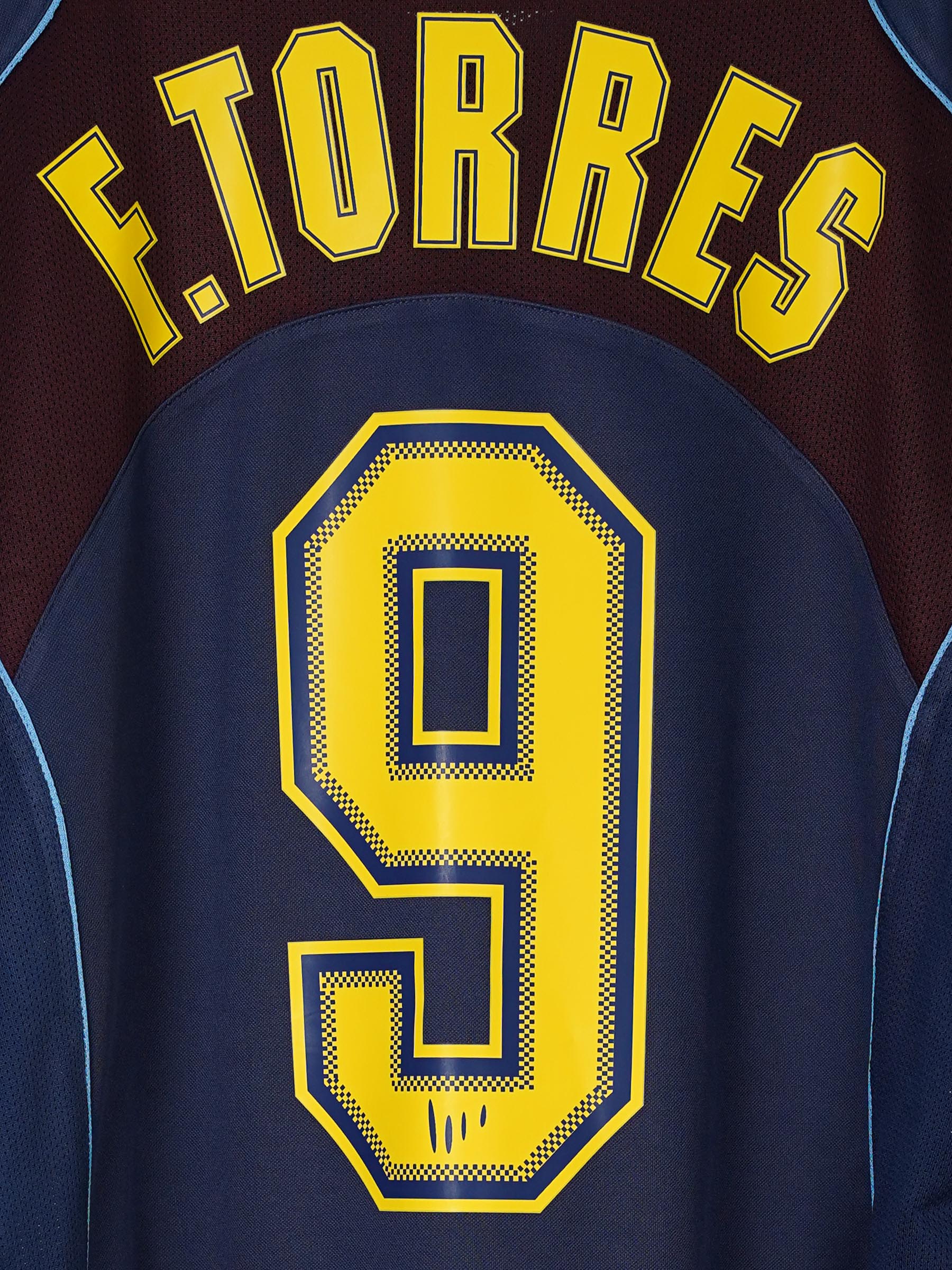 Atletico Madrid Away Shirt 2004/5 Torres 9 (M)