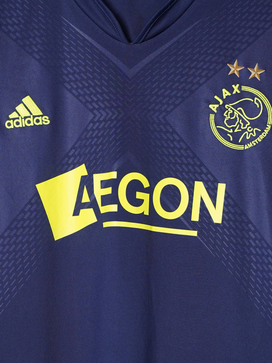 2010/11 Ajax Suarez #16 Away Shirt (L)