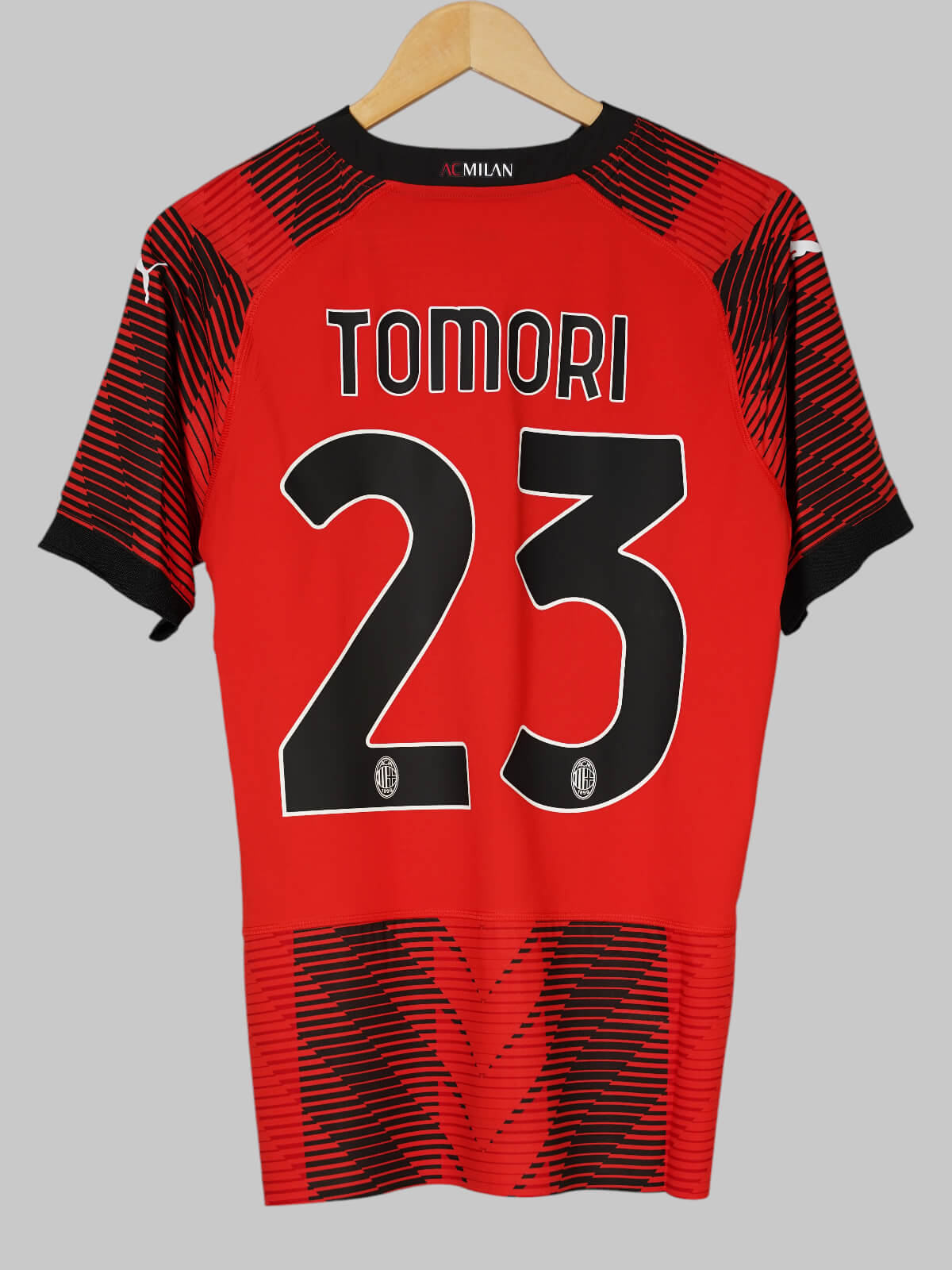 AC Milan Home Shirt Player Issue 2023/24 BNWT Tomori #23 (S)