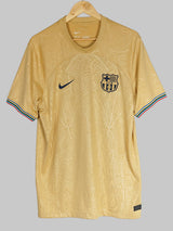 Barcelona Away Shirt 2022/23 F. De Jong 21 (L)