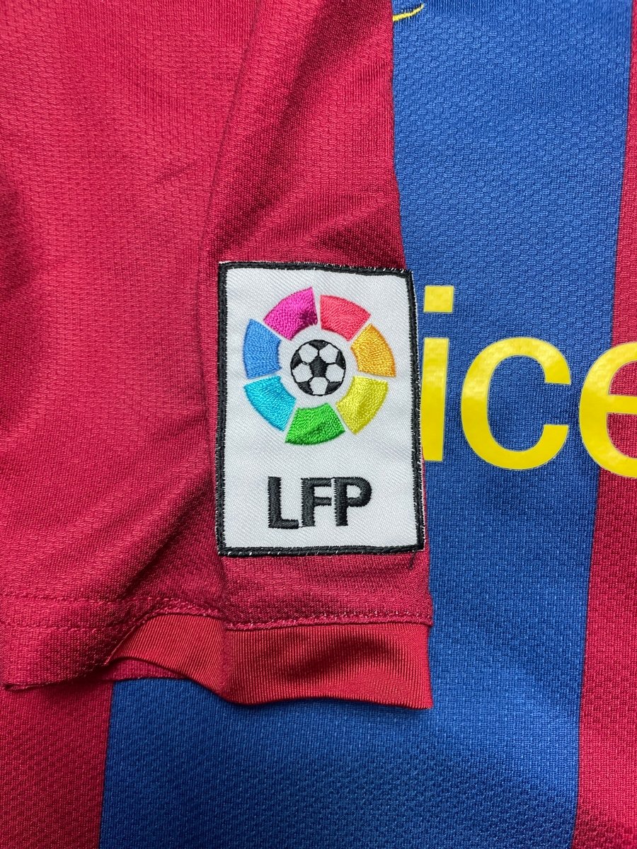 Barcelona Home Shirt 2006/7 Ronaldinho #10 - 8/10 - XL Kids