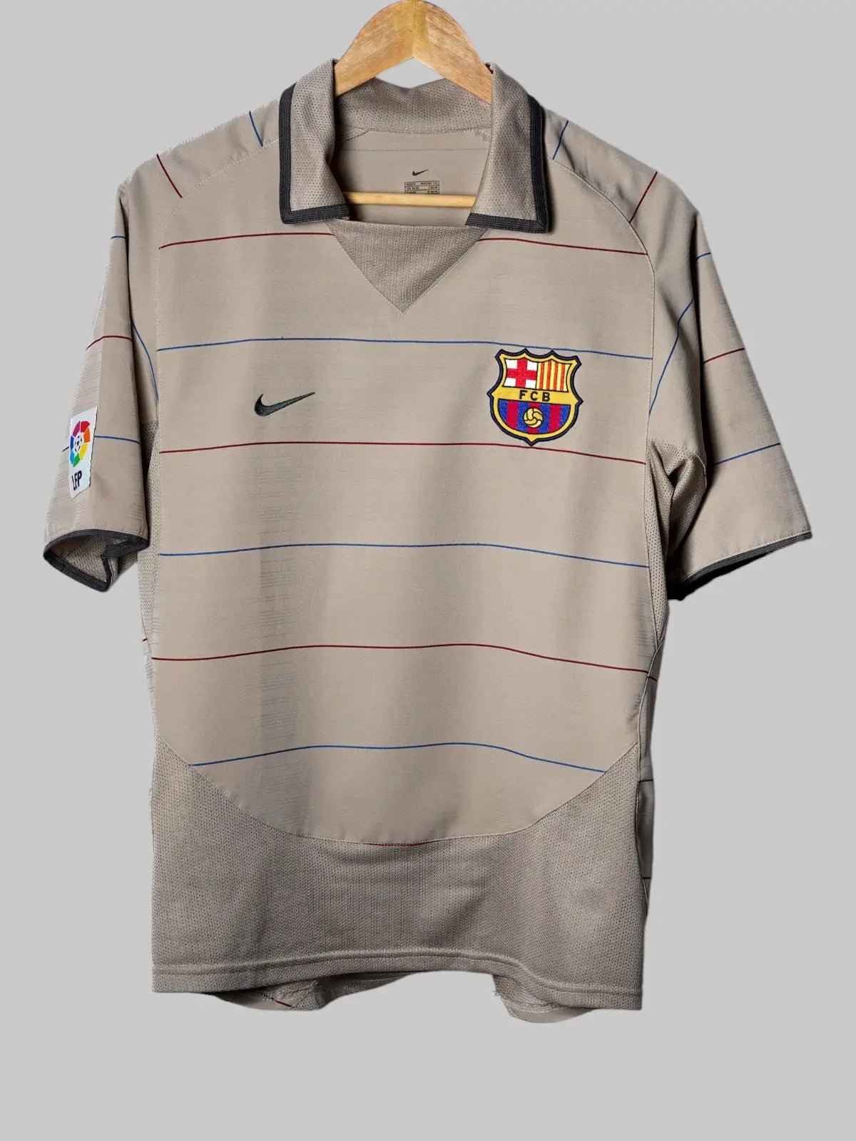 Barcelona Third Shirt 2004/5 Ronaldinho 10 (S)