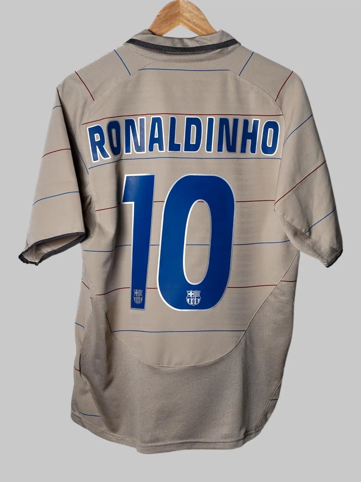 Barcelona Third Shirt 2004/5 Ronaldinho 10 (S)