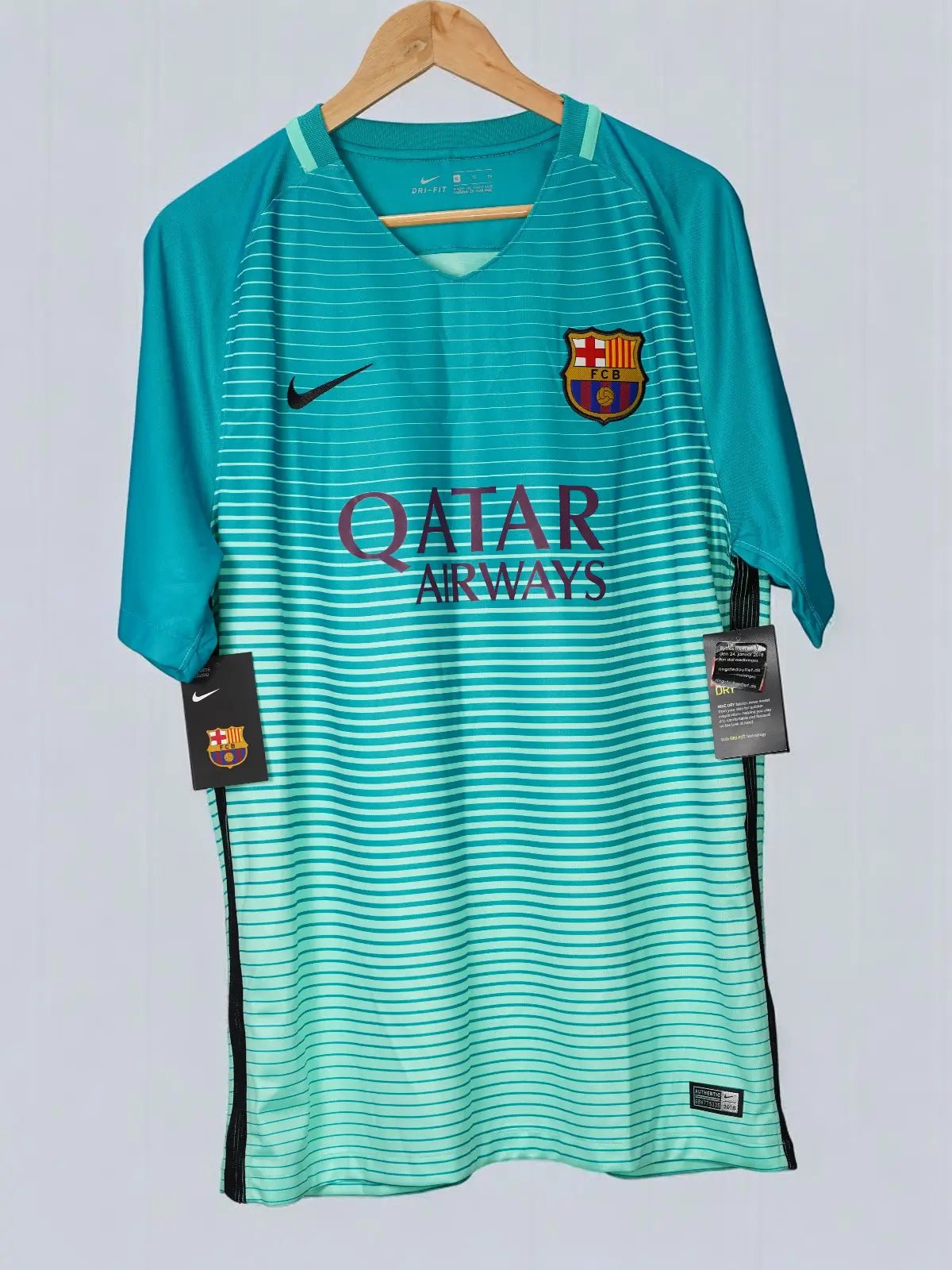 Barcelona Third Shirt 2016/17 Neymar Jr 11 BNWT (XL)