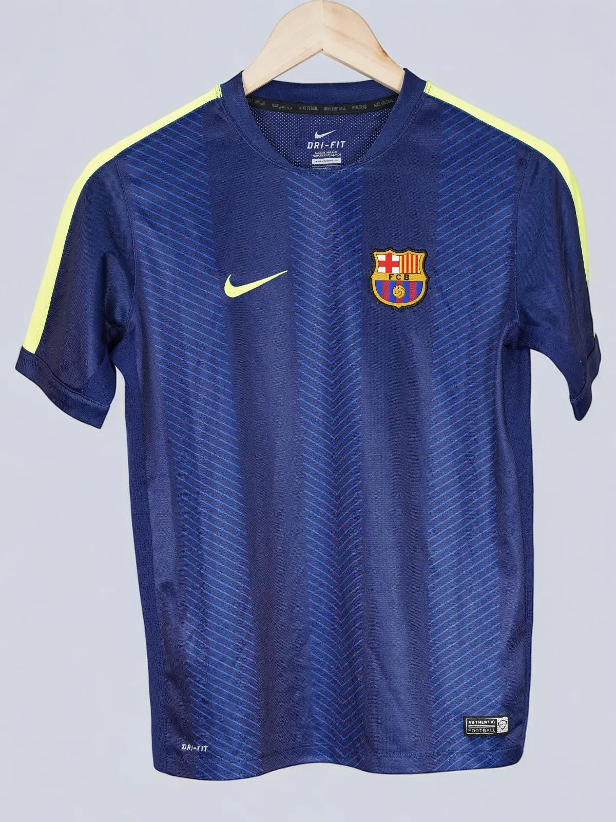 Barcelona Training Shirt 2014/15 (Kids XL)