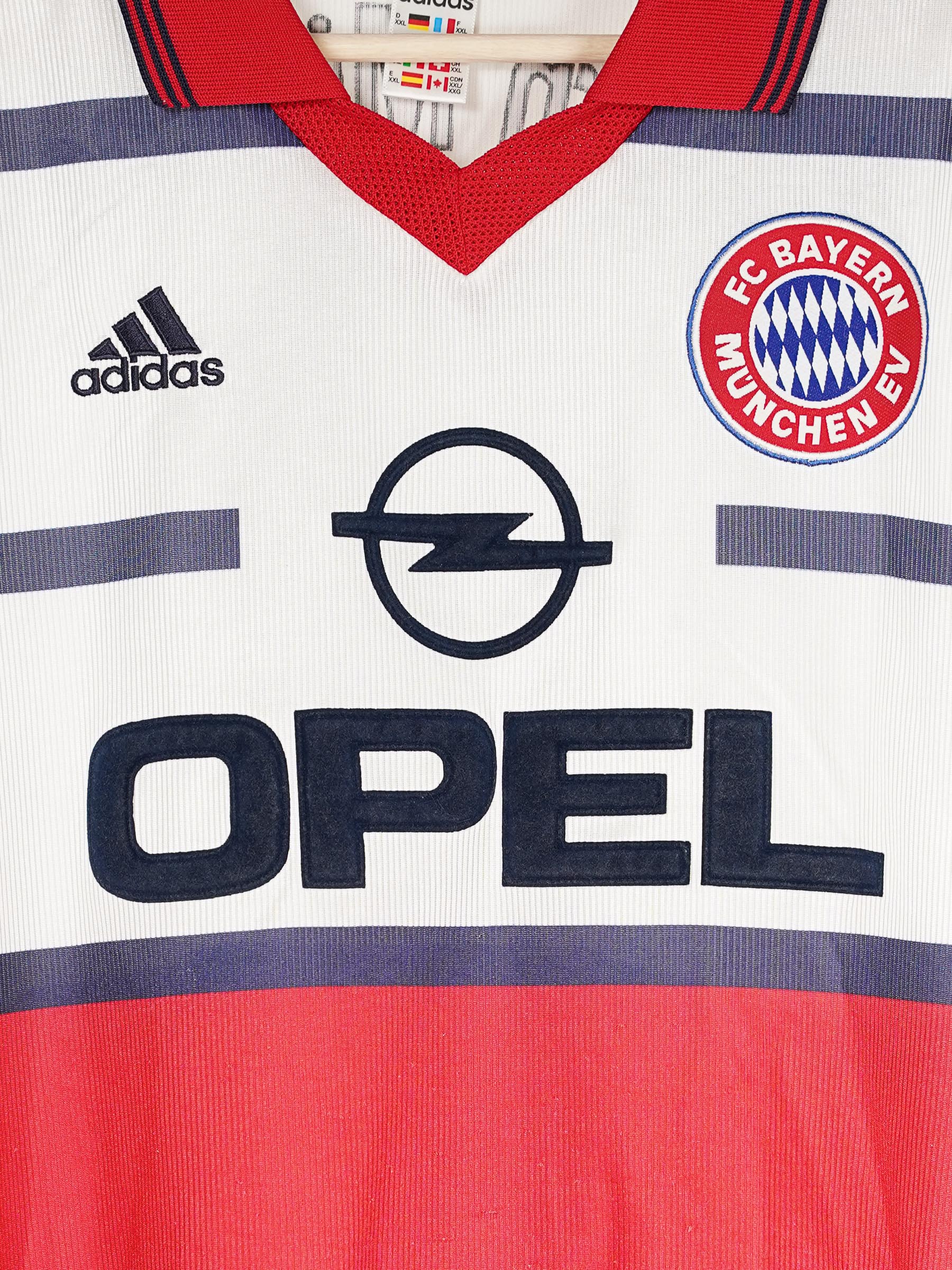 Bayern Munich Away Football Shirt 1998/99 - Elber #9 - Size XXL