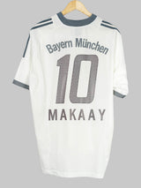 Bayern Munich Away Shirt 2002-04 Makaay 10 (L)
