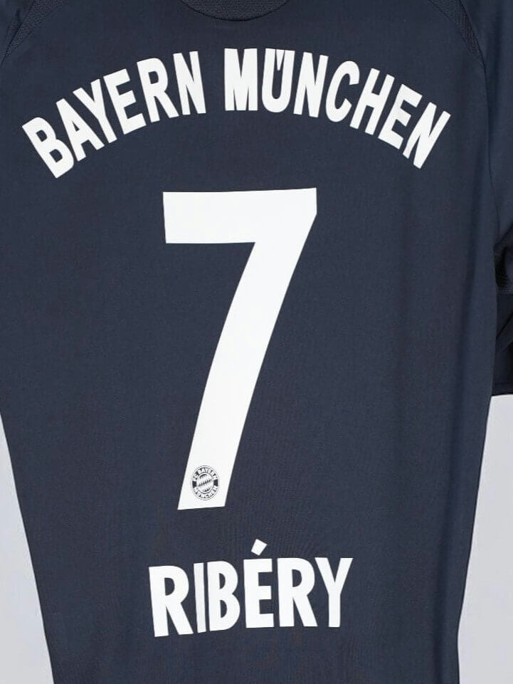 Bayern Munich Away Shirt 2008/9 Ribery 7 (XL)