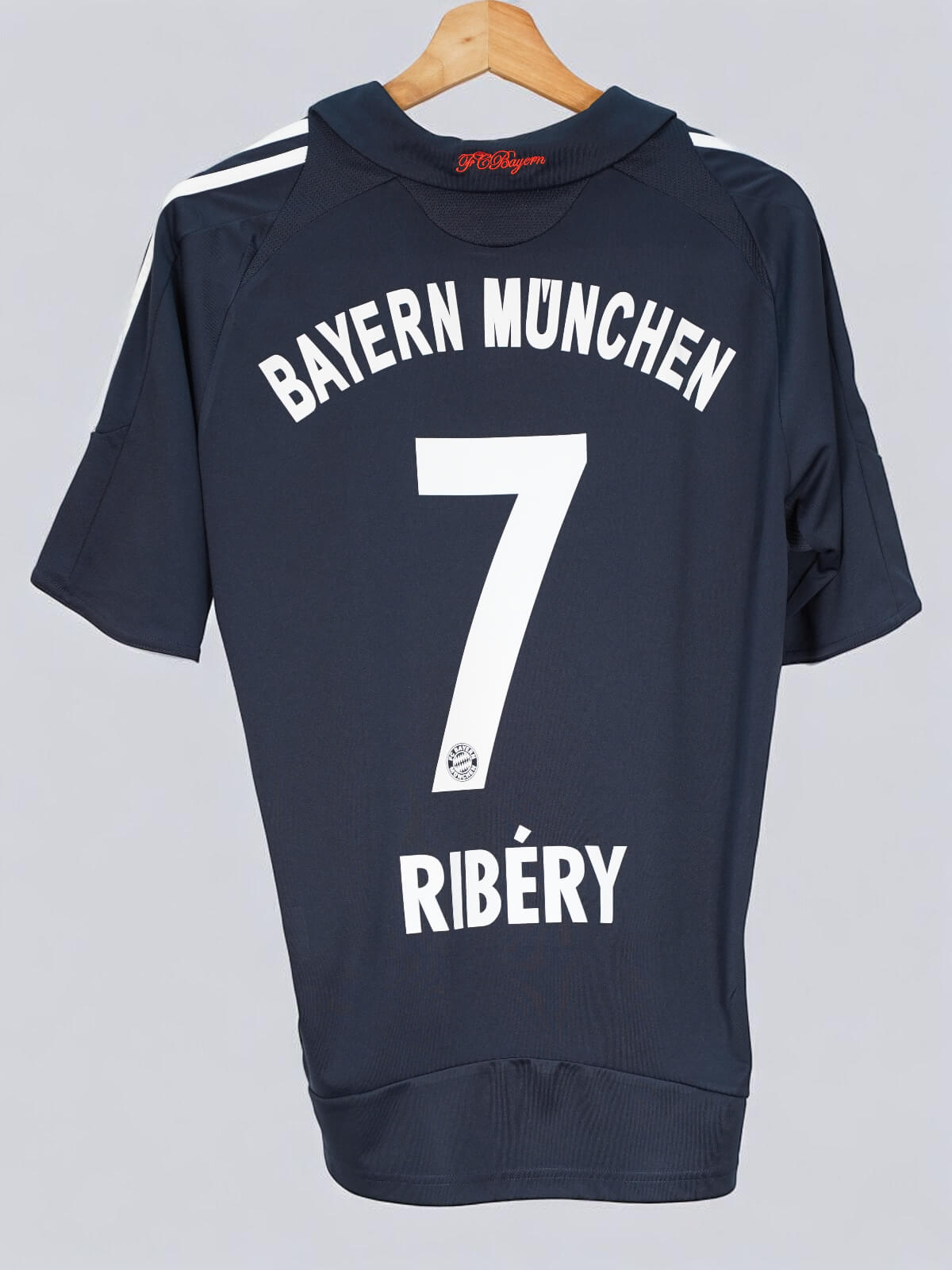 Bayern Munich Away Shirt 2008/9 Ribery 7 (XL)