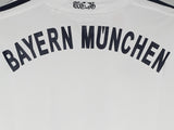 Bayern Munich Away Shirt 2010/11 (Kids L)