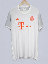 Bayern Munich Away Shirt 2020/21 (XL)