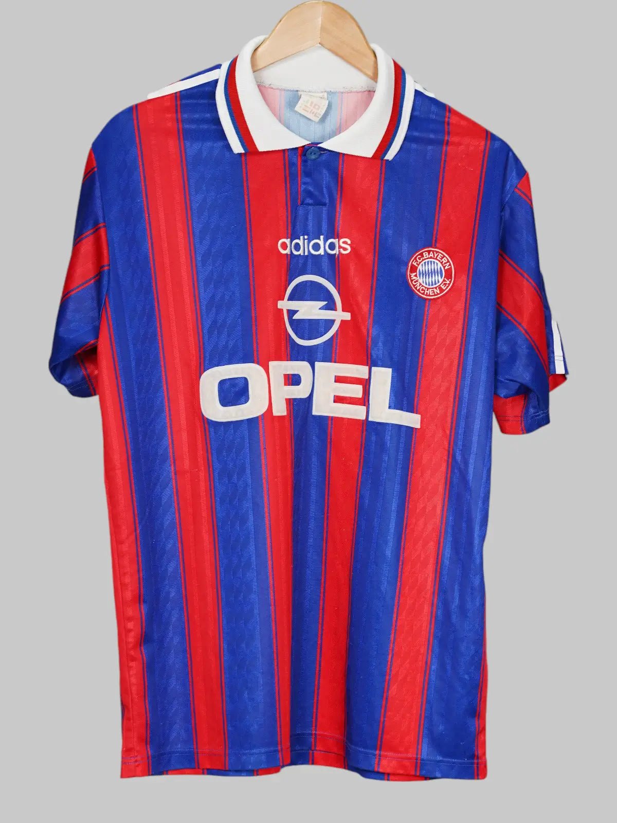 Bayern Munich Home Shirt 1995 - 1997 Klinsmann 18 (M)