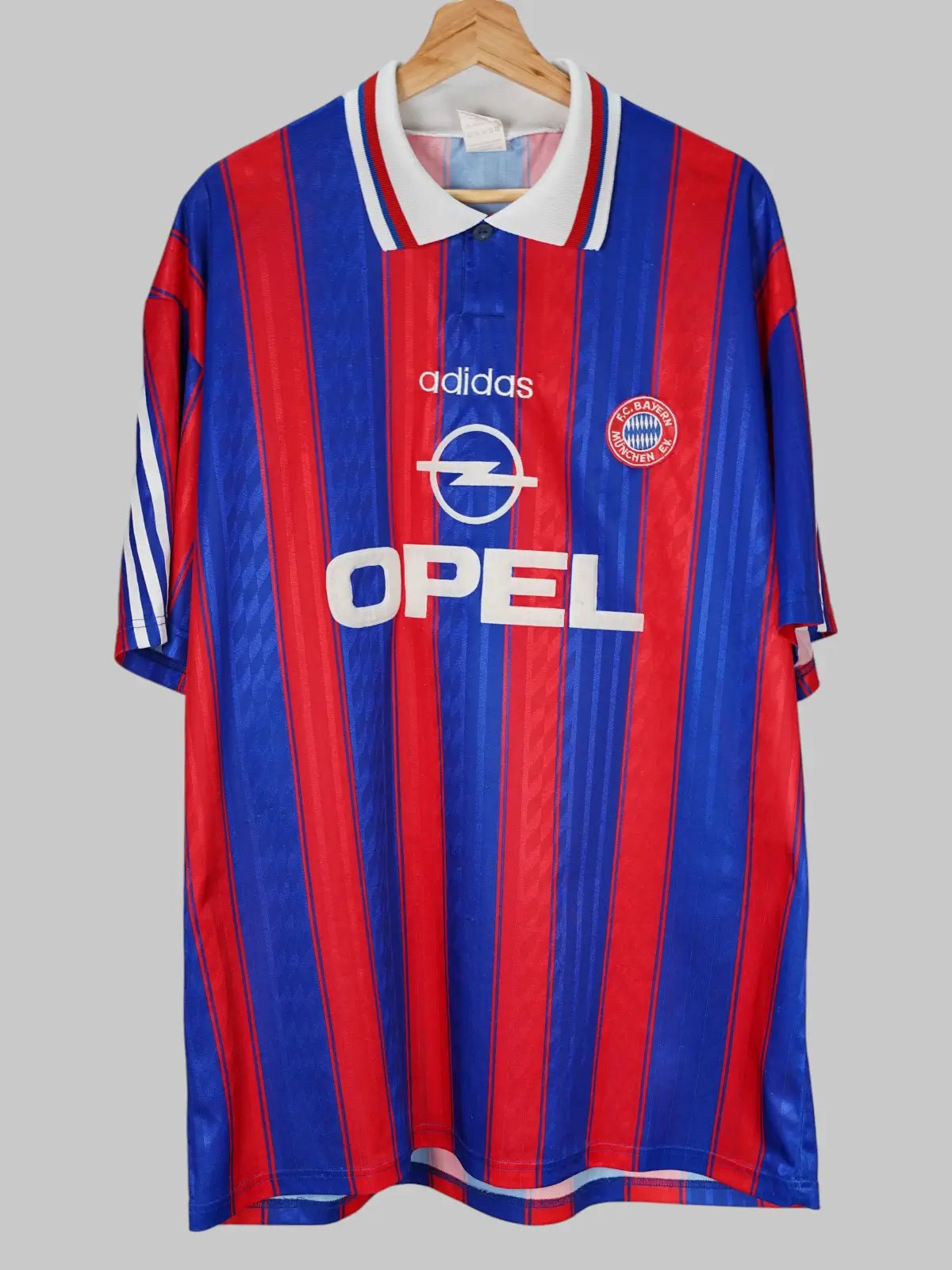Bayern Munich Home Shirt 1995/96 Matthaus 10 (2XL)