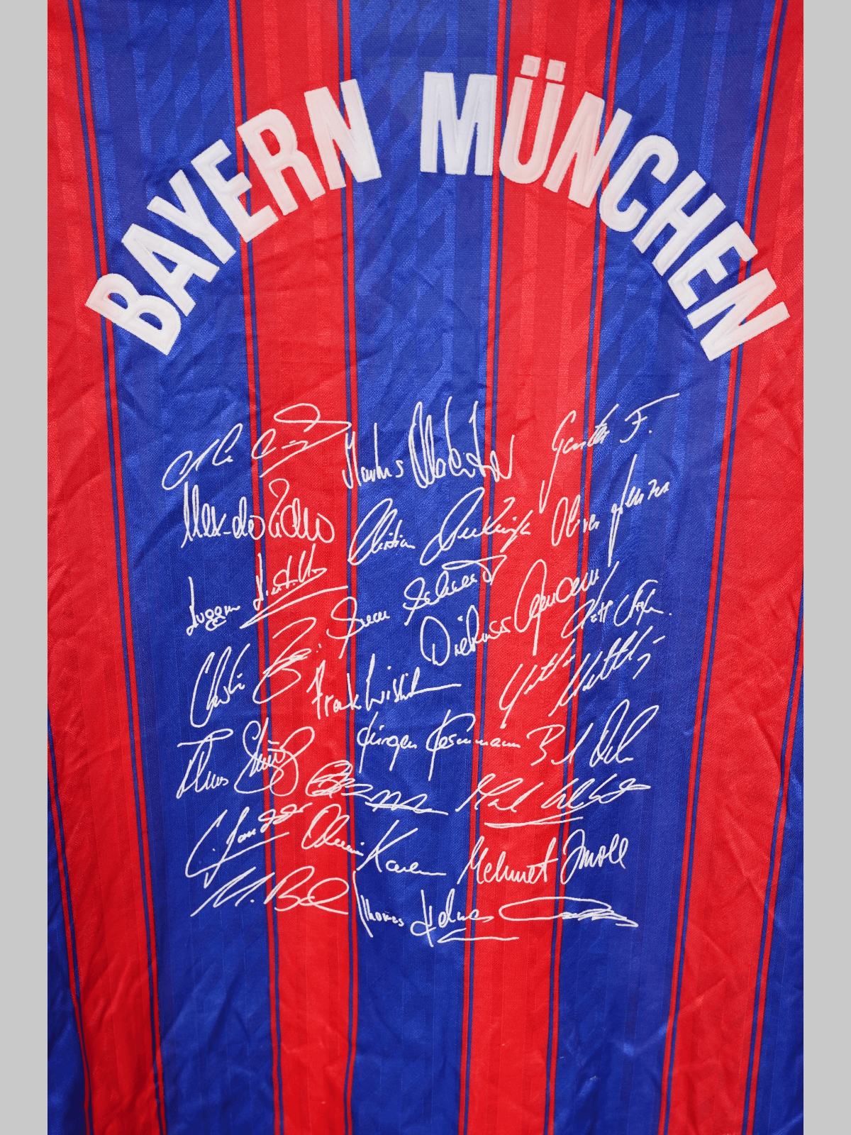 Bayern Munich Home Shirt 1996/97 Signature Shirt (S)