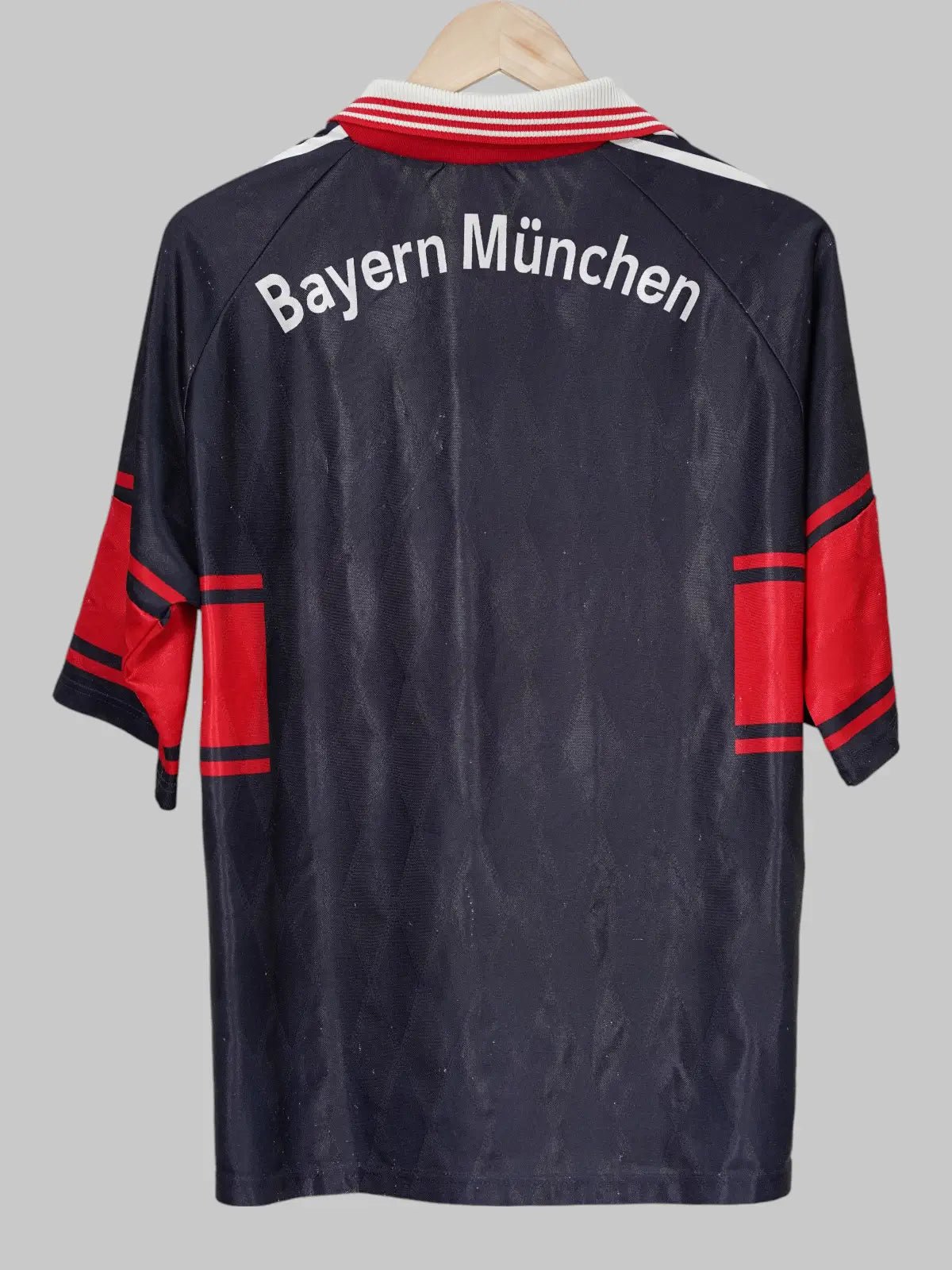 Bayern Munich Home Shirt 1998/99 (M)