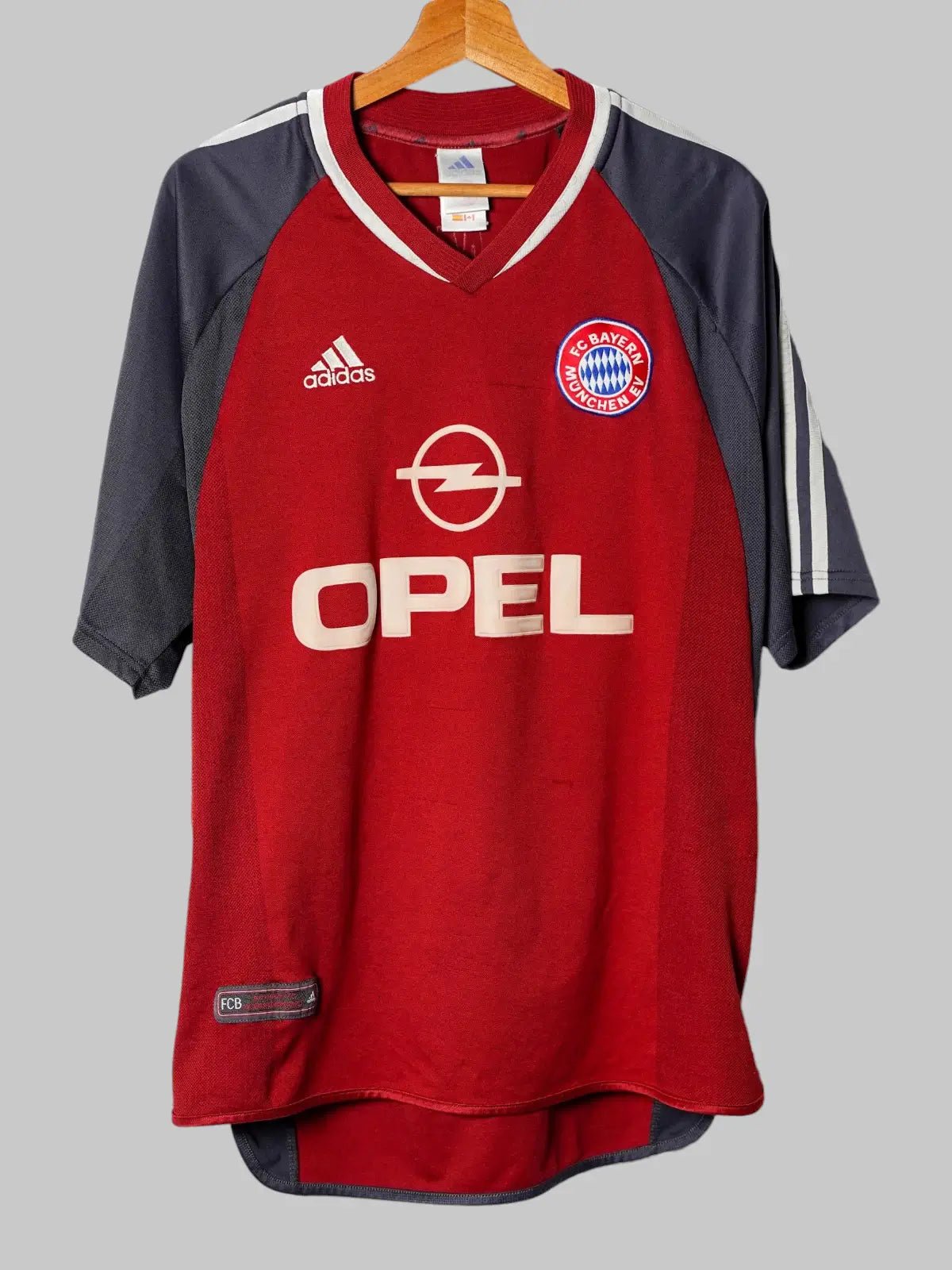 Bayern Munich Home Shirt 2001/03 (L)