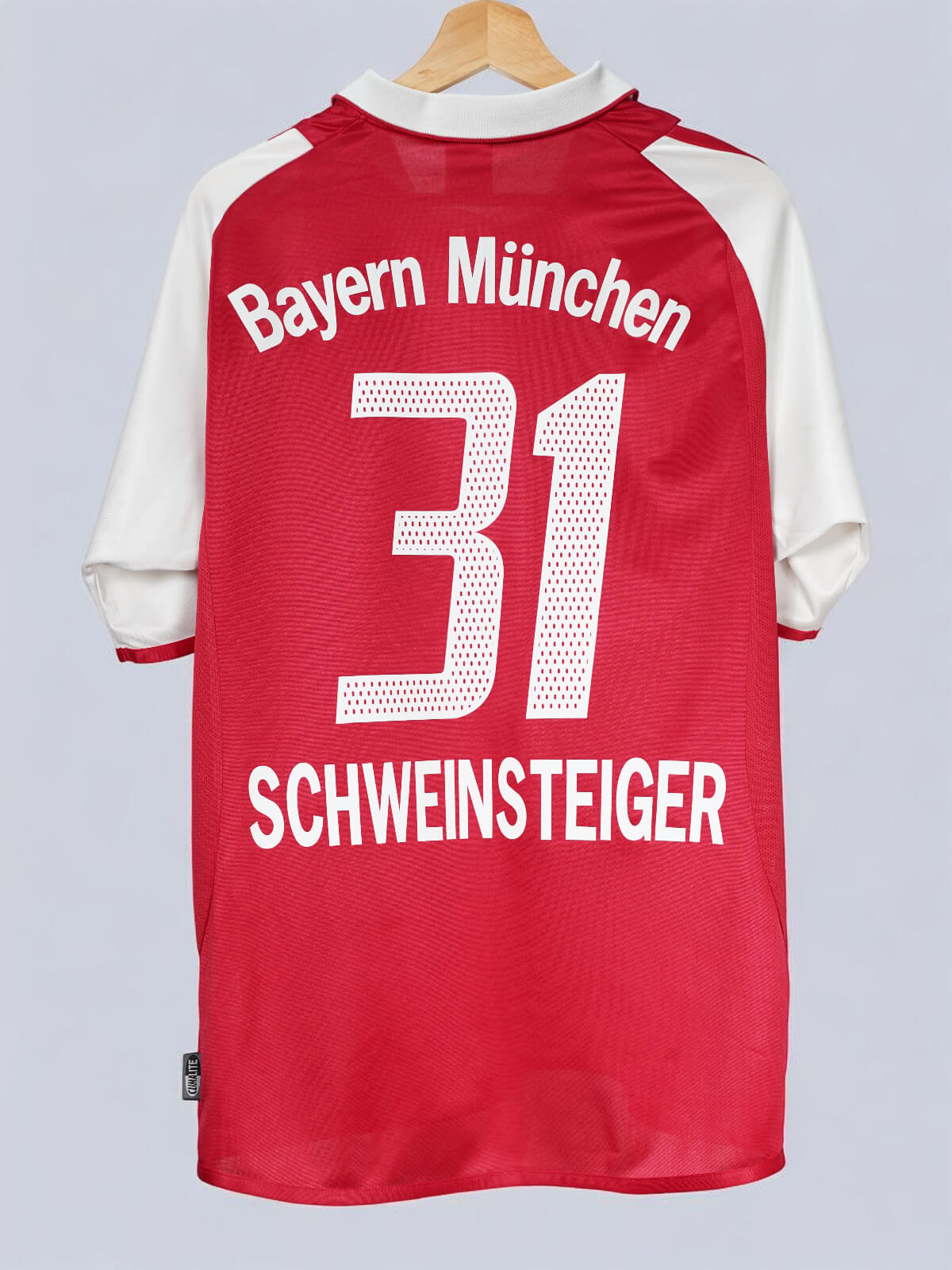 Bayern Munich Home Shirt 2003/4 Schweinsteiger 31 (M)