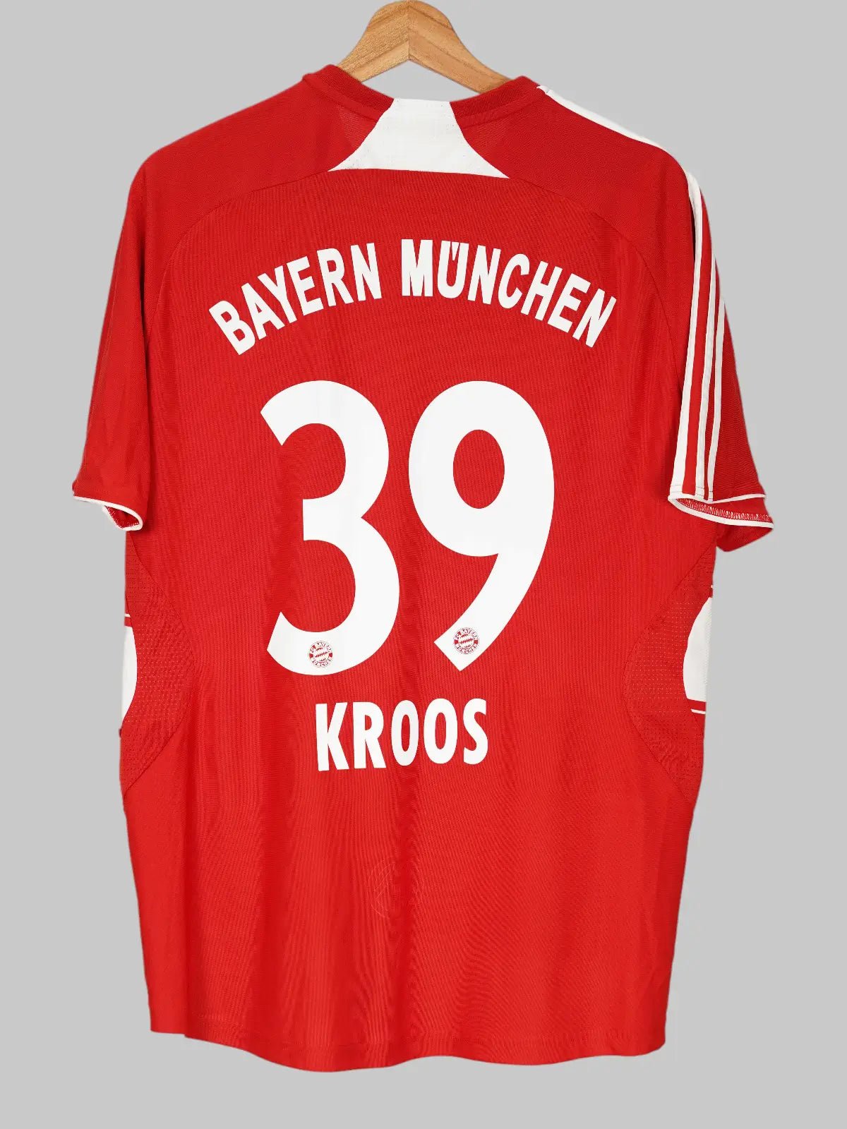 Bayern Munich Home Shirt 2007/9 Kroos 39 (M)