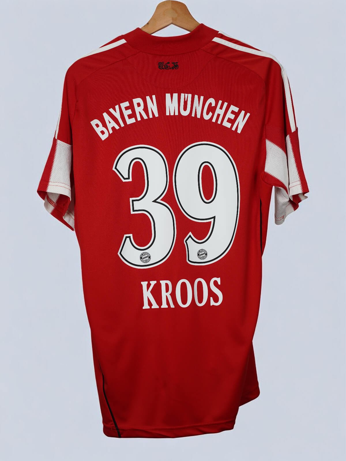 Bayern Munich Home Shirt 2010/11 Kroos 39 (M)