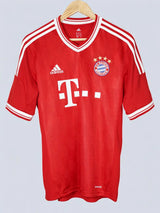 Bayern Munich Home Shirt 2013/14 Robben 10 (M)